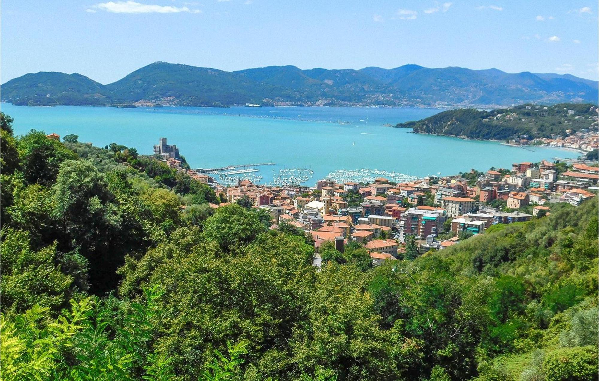 Cozy Apartment In La Spezia With Wifi Eksteriør billede